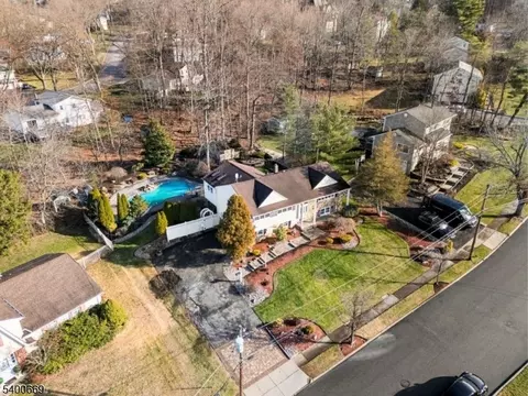 16 Gressinger Rd, Wayne, NJ 07470 photo 46