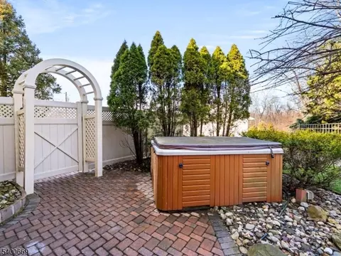 16 Gressinger Rd, Wayne, NJ 07470 photo 35