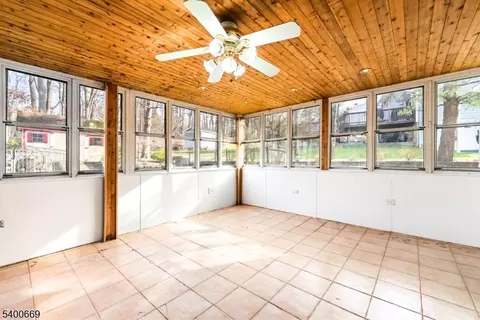 16 Gressinger Rd, Wayne, NJ 07470 photo 32