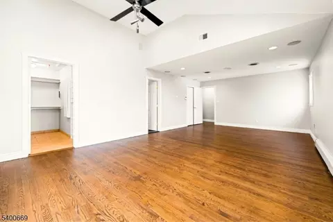 16 Gressinger Rd, Wayne, NJ 07470 photo 18