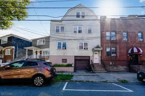 98 W 49th St, Bayonne, NJ 07002