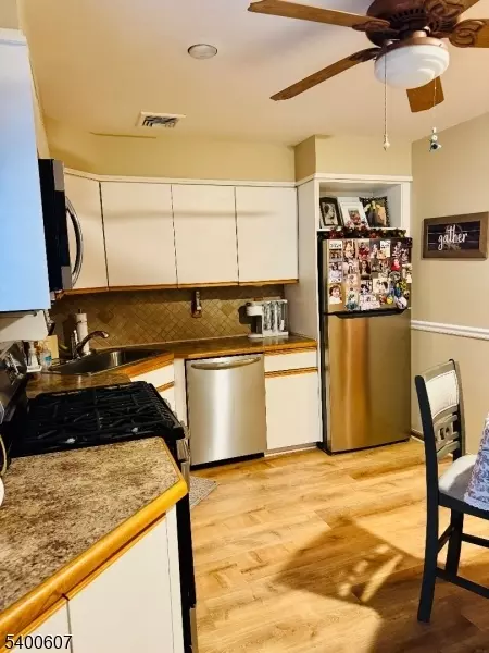 559 S Springfield Ave, Springfield, NJ 07081 photo 9