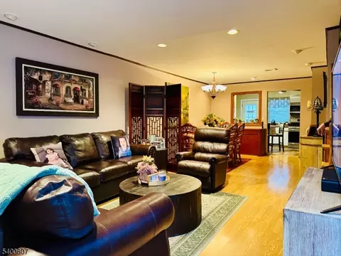 559 S Springfield Ave, Springfield, NJ 07081 photo 5