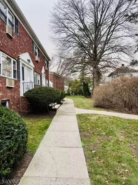 559 S Springfield Ave, Springfield, NJ 07081 photo 2