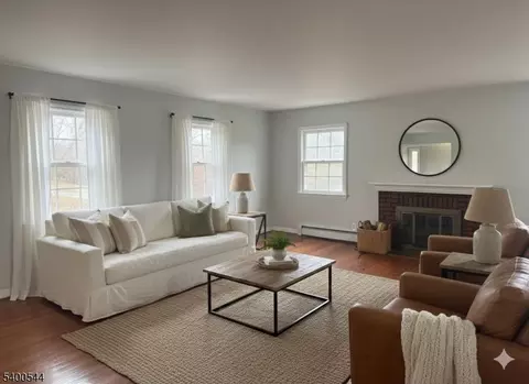 181 White Lake Rd, Lafayette, NJ 07848