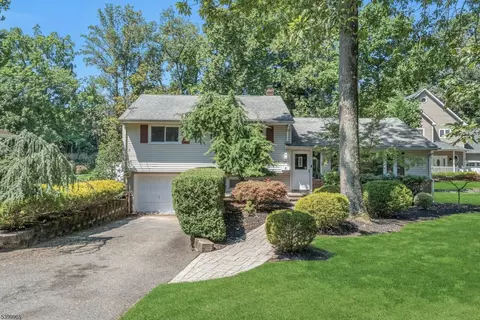 82 Little Falls Rd, Cedar Grove, NJ 07009