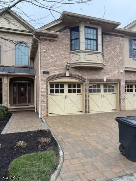 37 Green Way, New Providence, NJ 07974