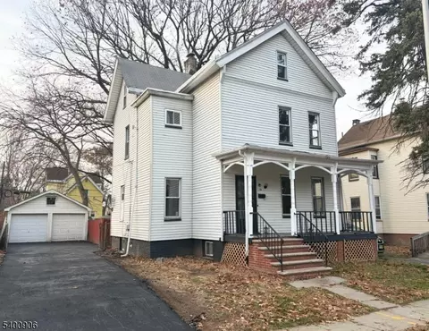 19 Linwood Pl, East Orange, NJ 07017