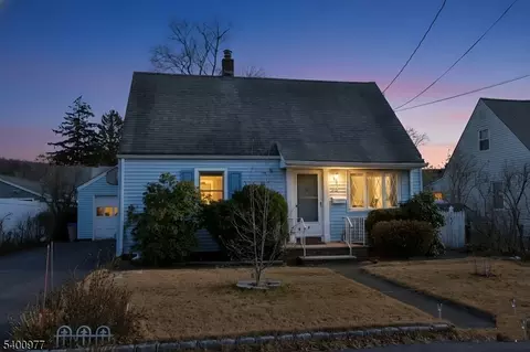72 Burnside Pl, Haskell, NJ 07420 photo 2