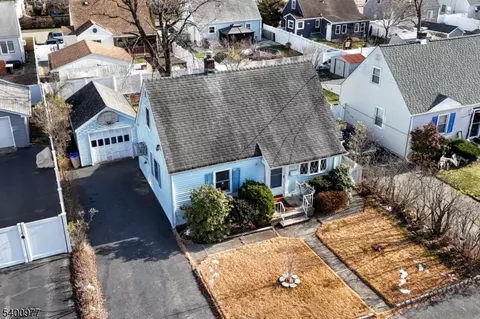 72 Burnside Pl, Haskell, NJ 07420 photo 5