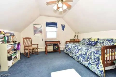 72 Burnside Pl, Haskell, NJ 07420 photo 15