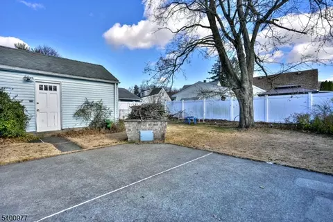 72 Burnside Pl, Haskell, NJ 07420 photo 18