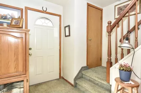 72 Burnside Pl, Haskell, NJ 07420 photo 6