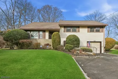 35 S Derby Rd, Springfield, NJ 07081