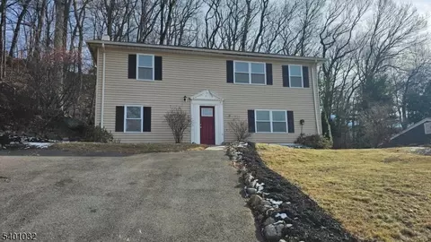 12 Ford Rd, Landing, NJ 07850