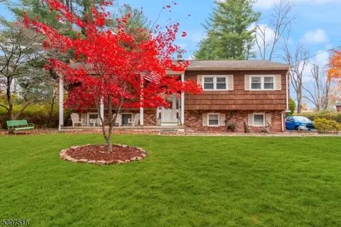 1264 Ringwood Ave, Pompton Lakes, NJ 07442