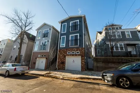 371 Chadwick Ave, Newark, NJ 07112