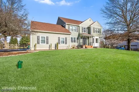 50 Blau Rd, Hackettstown, NJ 07840