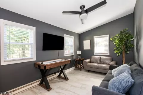 826 Green Pond Rd, Rockaway Twp, NJ 07866