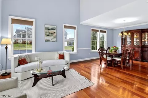 17 Comstock Ln, Skillman, NJ 08558 photo 9