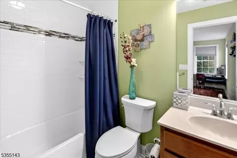 17 Comstock Ln, Skillman, NJ 08558 photo 31