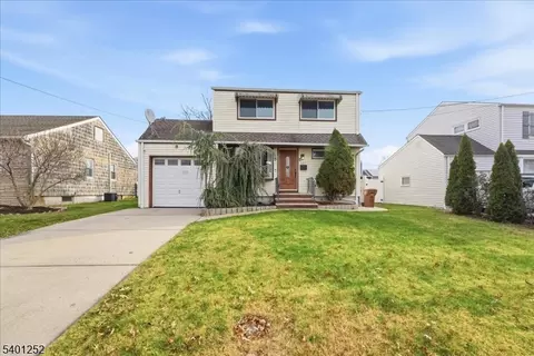 527 Birchwood Rd, Linden, NJ 07036