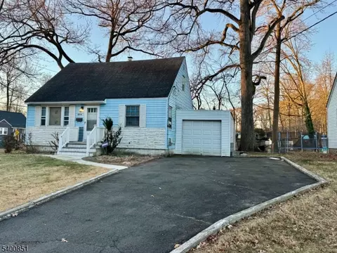 904 Sterling St, Plainfield, NJ 07062