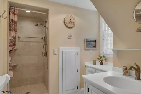 174 Paramus Rd, Paramus, NJ 07652 photo 28