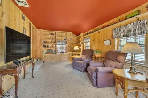 174 Paramus Rd, Paramus, NJ 07652 photo 21