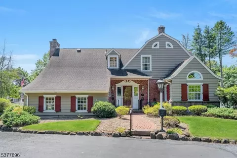 174 Paramus Rd, Paramus, NJ 07652 photo 3