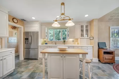 174 Paramus Rd, Paramus, NJ 07652 photo 9