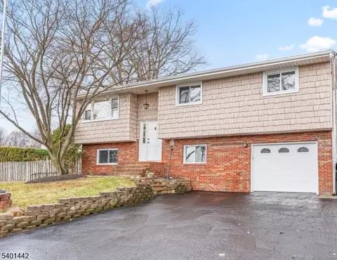 260 Grant Ave, Piscataway, NJ 08854