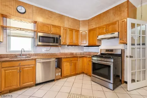 308 Davis Ave, Harrison, NJ 07029 photo 11