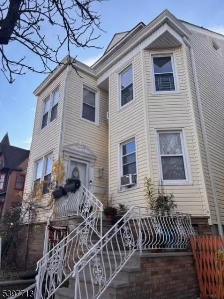 308 Davis Ave, Harrison, NJ 07029