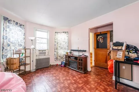 308 Davis Ave, Harrison, NJ 07029 photo 6