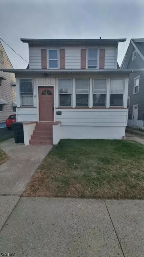 105 Trimble Ave, Clifton, NJ 07011