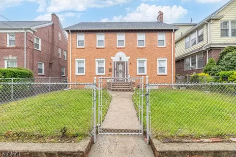 836-838 S 11th St, Newark, NJ 07108