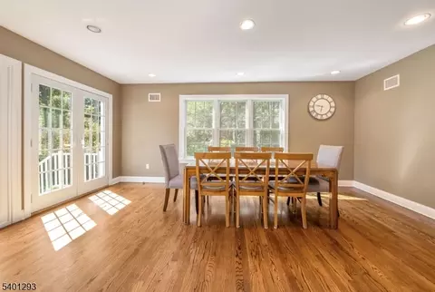 525 Pines Lake Dr, Wayne, NJ 07470 photo 11