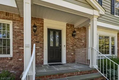 525 Pines Lake Dr, Wayne, NJ 07470 photo 3
