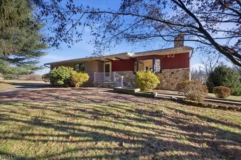 1023 Barley Sheaf Rd, Flemington, NJ 08822