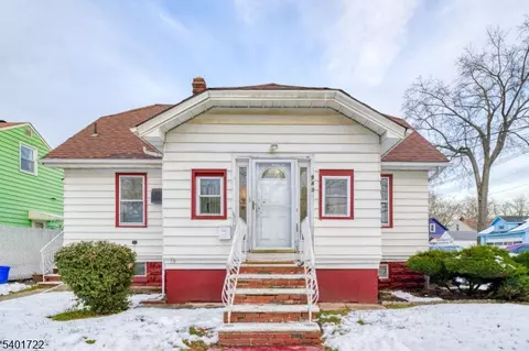 943 Drake Ave, Roselle, NJ 07203