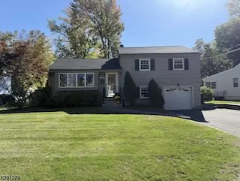 615 Kensington Dr, Westfield, NJ 07090