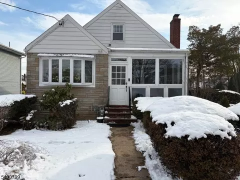 163 Grove St, Lodi, NJ 07644