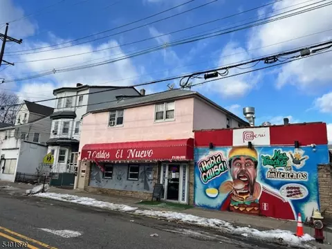 89 3rd Ave, Paterson, NJ 07514