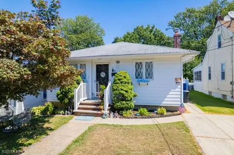 86 James St, South River, NJ 08882