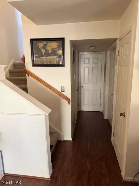 36 Stevens Ct, Bedminster, NJ 07921 photo 10