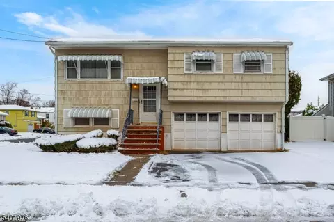 875 Rayhon Ter, Rahway, NJ 07065