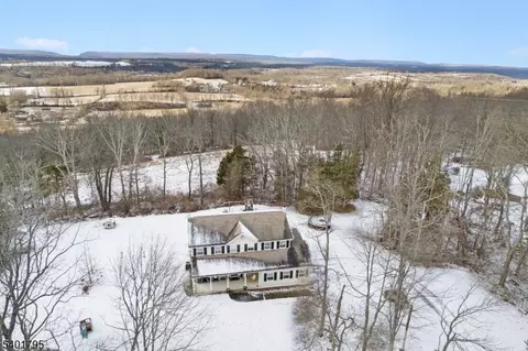 22 Jenny Jump Ave, Great Meadows, NJ 07838
