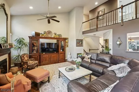 12 Hadley Ln, Wayne, NJ 07470 photo 7