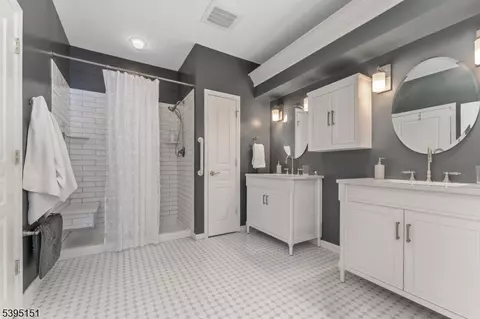 1103 Conrad Way #1103, Somerset, NJ 08873